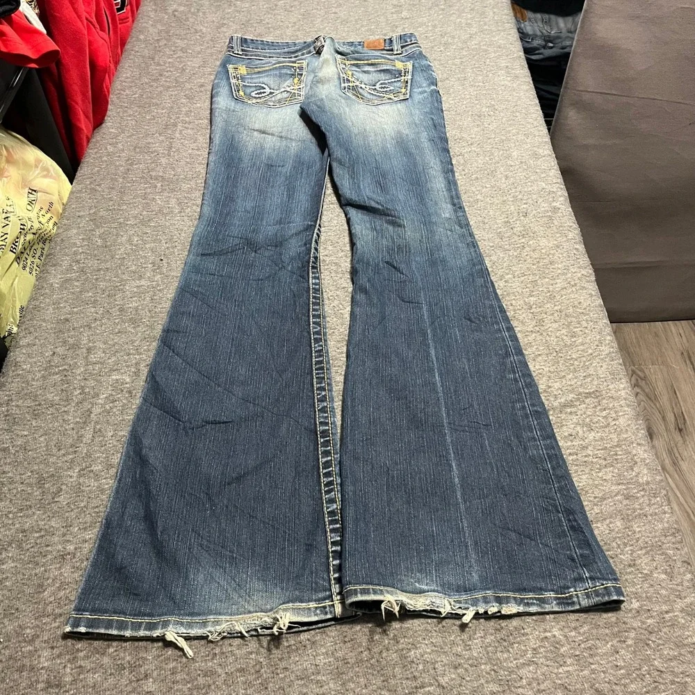BKE Denim Men Flare Leg Jeans 26x35.5 Medium Wash Embroidered Distressed Hem